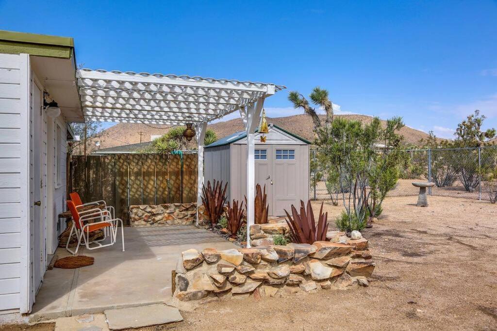 Jt Cottage Yucca Valley Εξωτερικό φωτογραφία